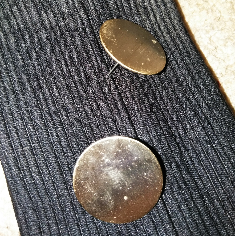 FLAT GOLD EARRINGS
